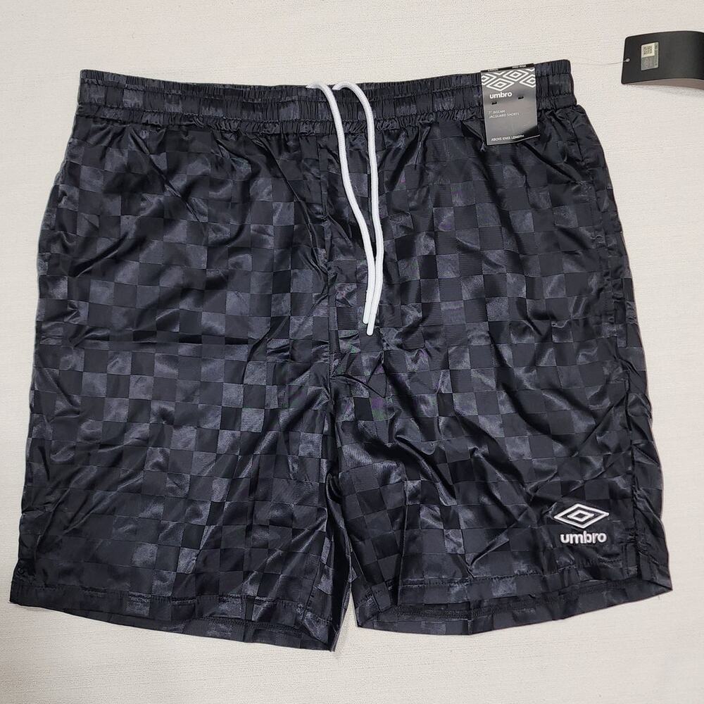Umbro Jacquard shorts men's Large NWT